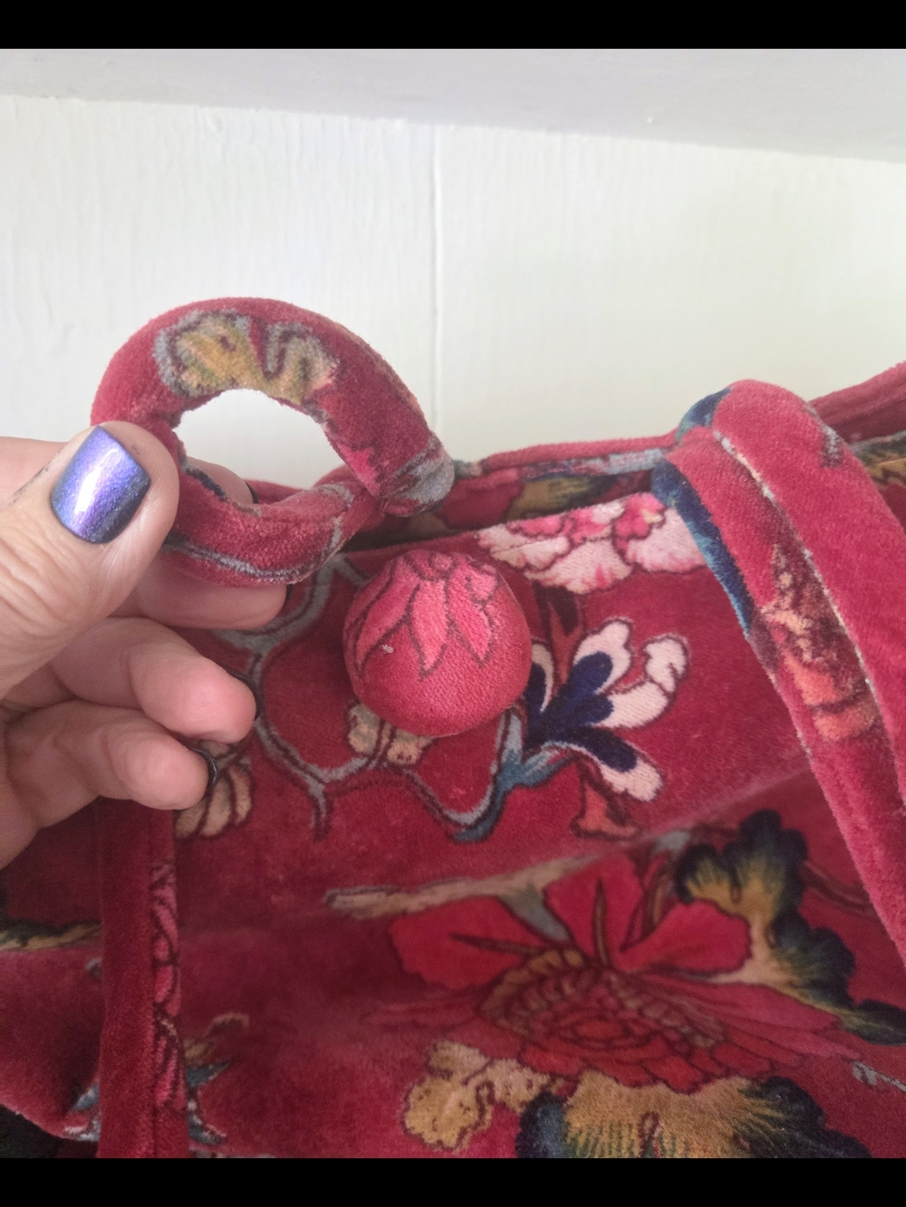 Red Floral Velvet Tote Bag - Picture 3 of 13